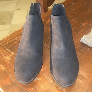 🌻Old Navy Booties